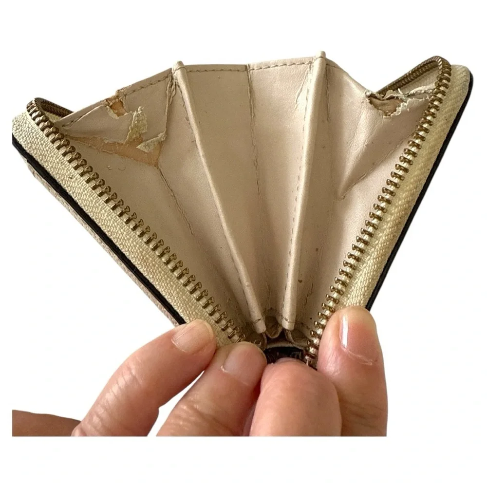 Kate Spade Madison Wallet - Picture 4 of 7